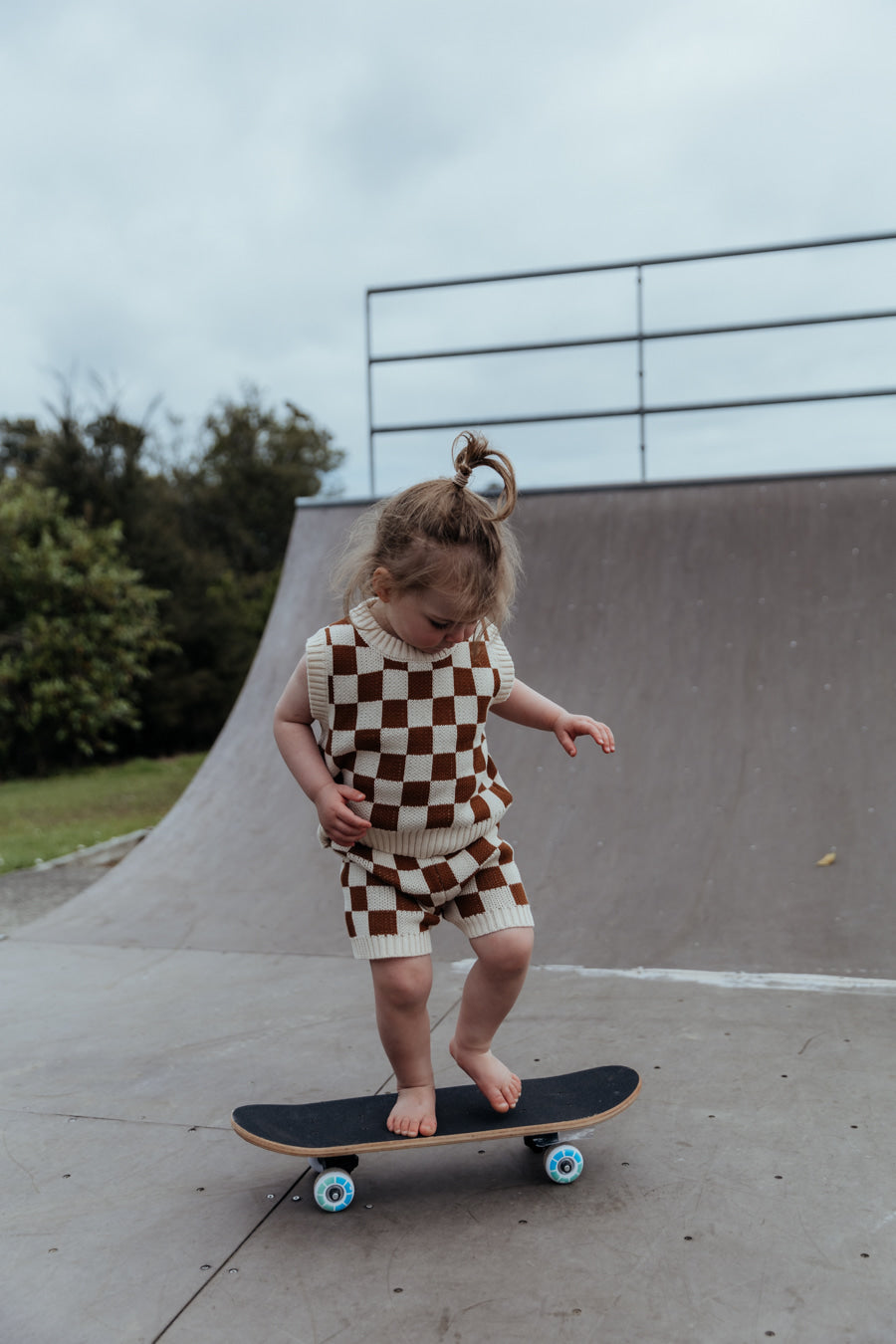 Checkerboard Knit Vest - Chocolate bel & bow