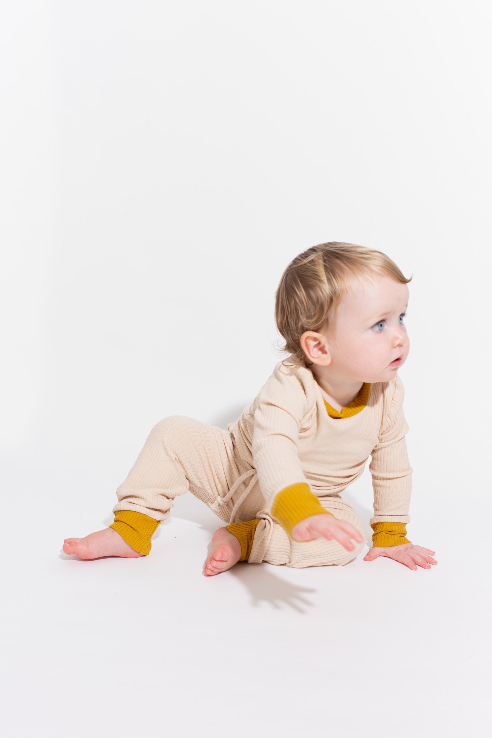 Cuffed Long Sleeve Top - Oatmeal with Gold Binds bel & bow