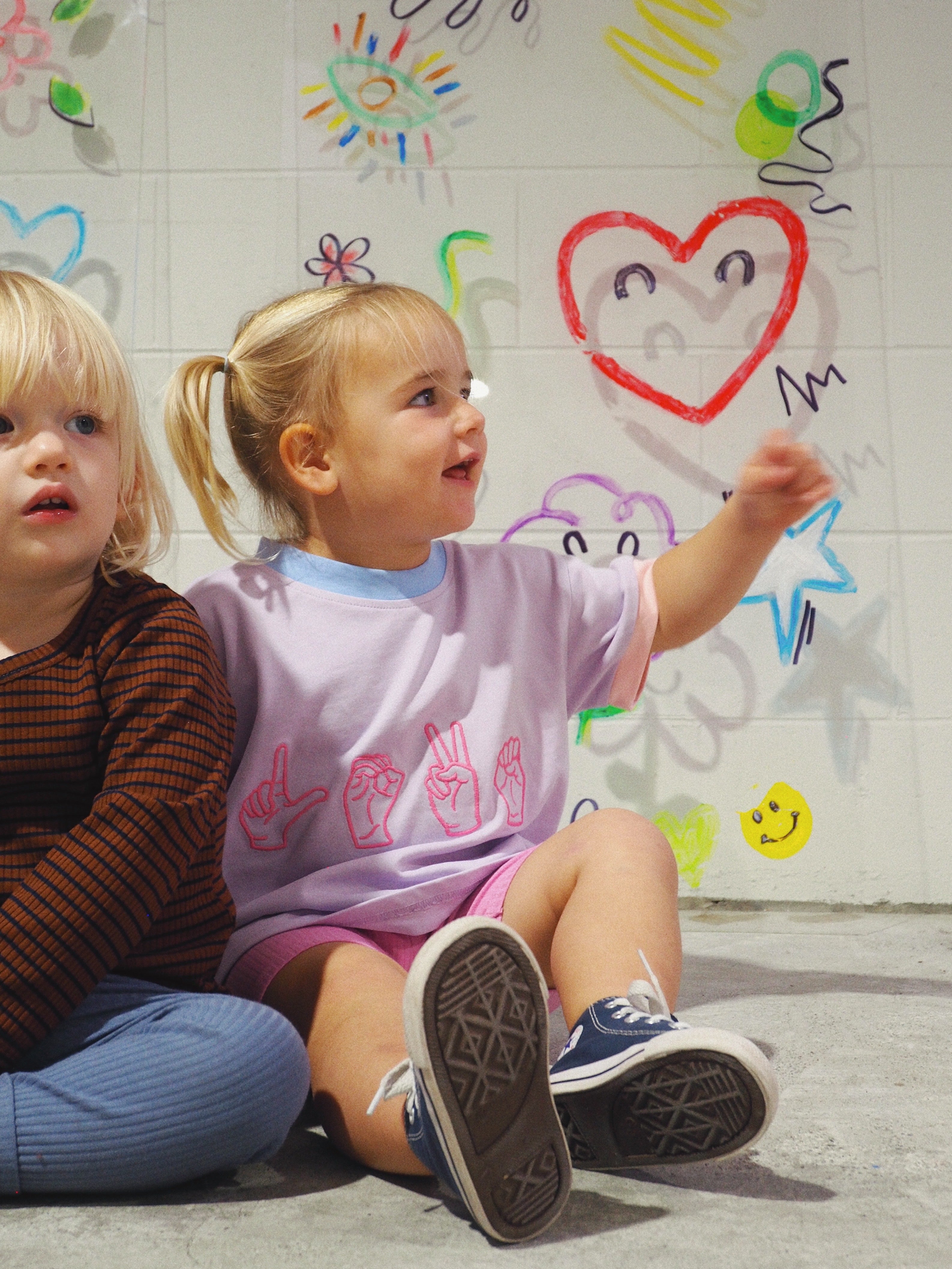 L.O.V.E T-Shirt - Lilac bel & bow