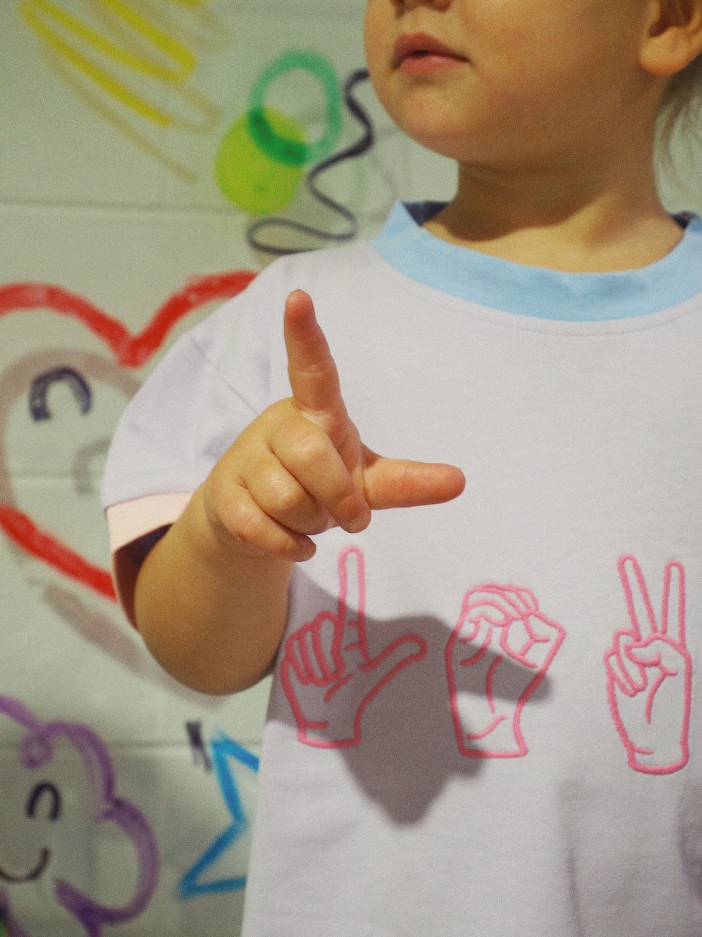 L.O.V.E T-Shirt - Lilac bel & bow