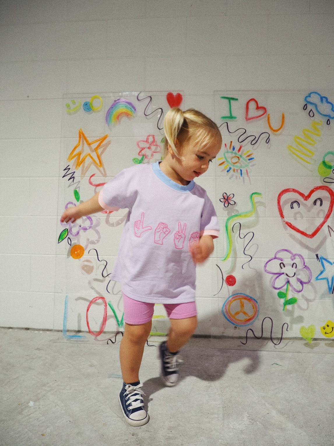 L.O.V.E T-Shirt - Lilac bel & bow