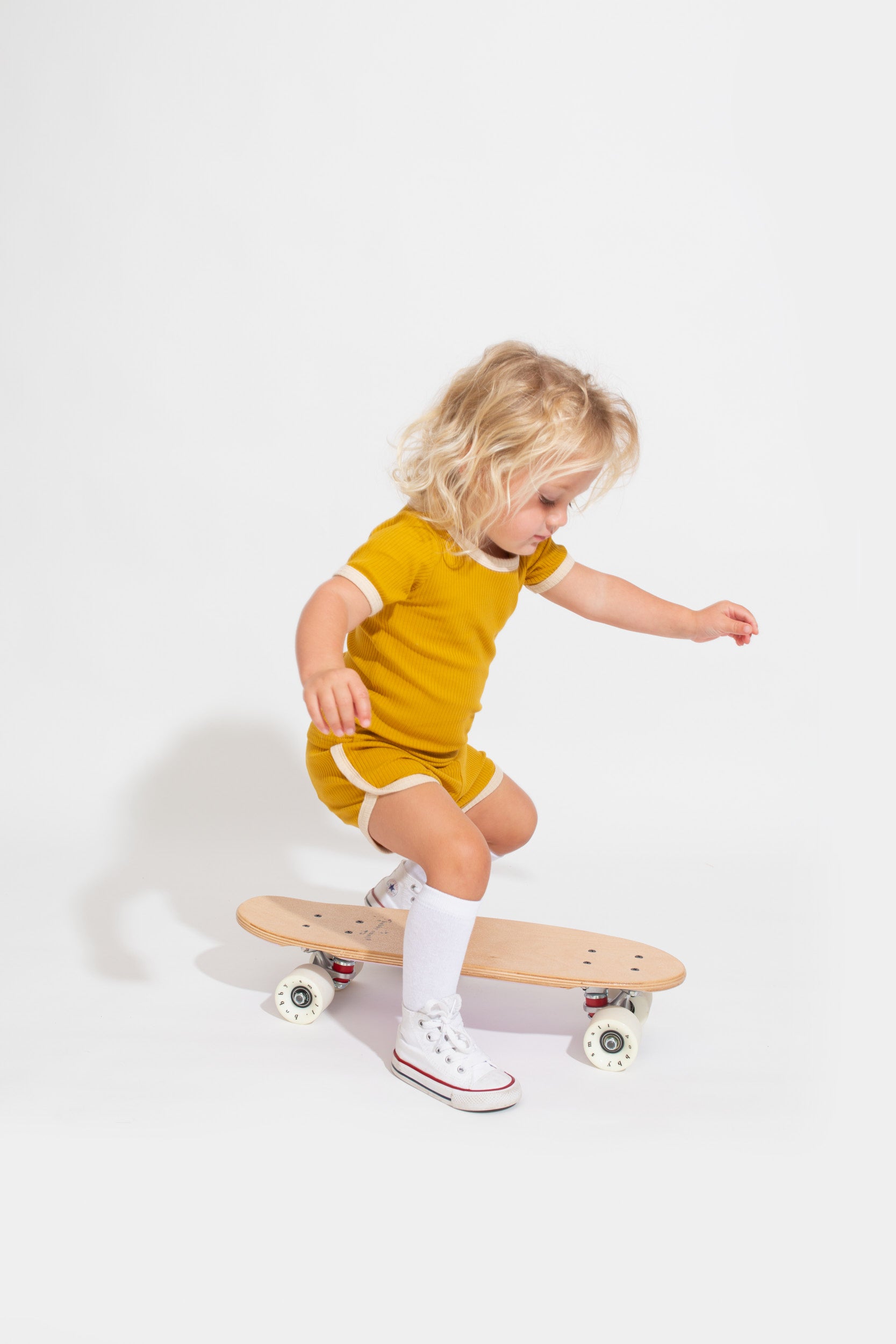 Retro Ringer Ribbed Tee - Gold bel & bow